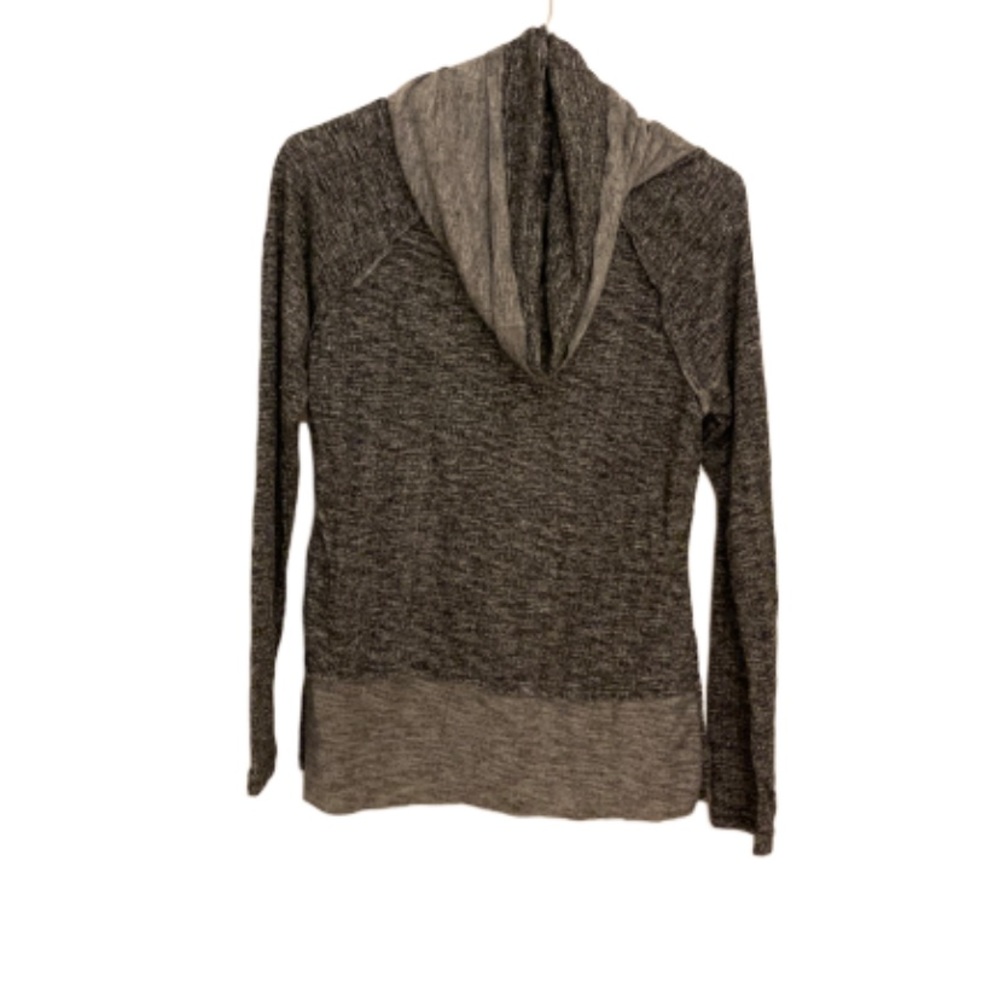 Scoop neck two tone gray women’s sweater